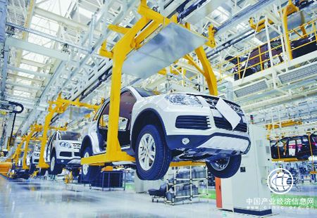 前５月我國汽車(chē)產(chǎn)銷(xiāo)繼續下降 新能源汽車(chē)表現仍出色