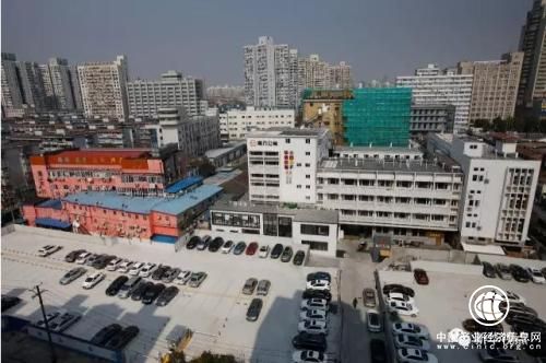 選址在城市CBD和交通便捷的地區，提出了“30分鐘生活圈”的概念的“魔方公寓”。新華社記者 方喆 攝