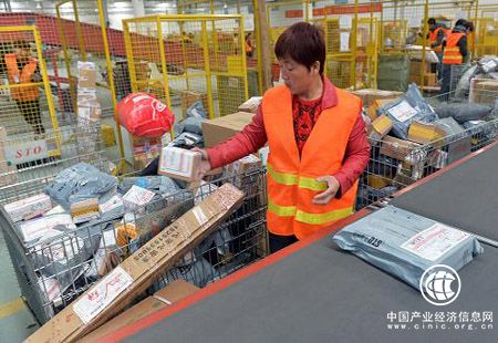 快遞條例二度征求意見(jiàn) “反壟斷”與“實(shí)名制”提上臺前