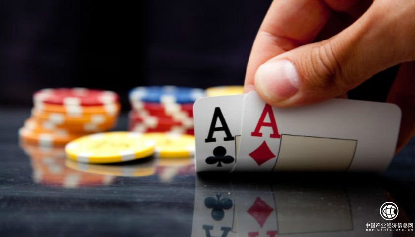 許朝軍從創(chuàng  )業(yè)者變成階下囚  競技棋牌德州撲克怎么滑向了賭博深淵？
