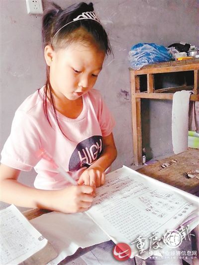 10歲女孩劉孝順 每天做著(zhù)和自己名字一樣的事
