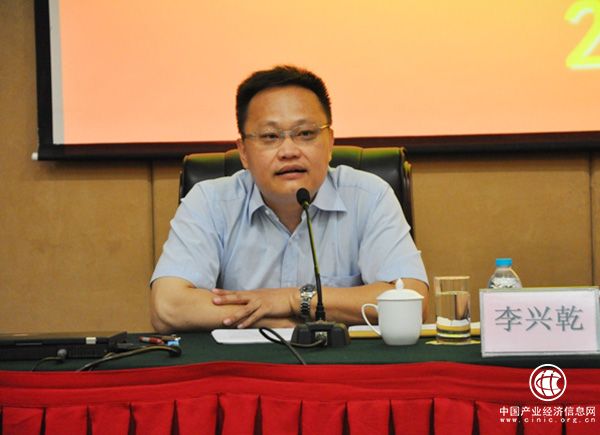 李興乾任四川眉山市委常委、副市長(cháng)，曾在商務(wù)部任職