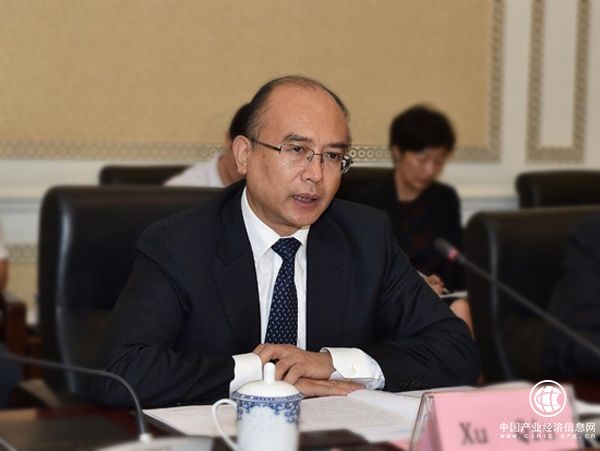 河北省長(cháng)許勤：把鋼鐵煤炭去產(chǎn)能作為河北的標志性戰役  
