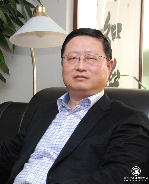 中紀委機關(guān)報刊文談王亞非落馬：“兩面人”演技再好終會(huì )落幕