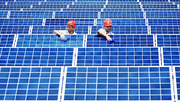 “協(xié)鑫系”光伏上市公司中報出爐 下游售電端表現搶眼