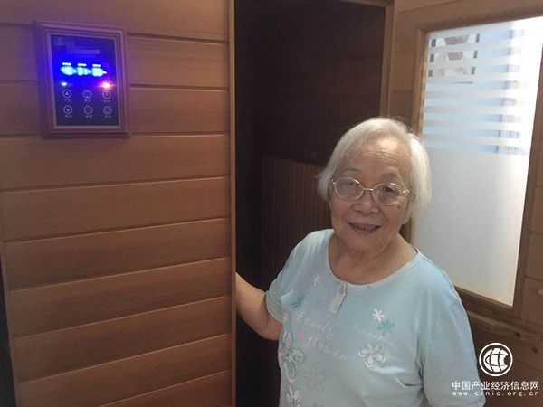 退休教授沉迷買(mǎi)保健品19年：終看清套路，出書(shū)揭暴利亂象