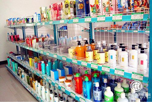 近300種日用品關(guān)稅下降 消費結構加速優(yōu)化