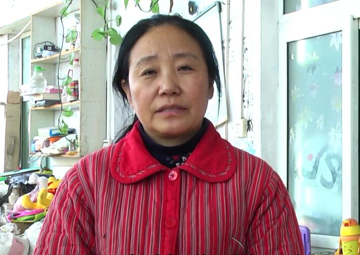 百萬(wàn)富姐賣(mài)豪宅21年收養118個(gè)棄嬰 如今患癌癥陷絕境