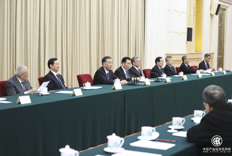 政協(xié)第十三屆全國委員會(huì )第一次會(huì )議主席團舉行第一次會(huì )議
