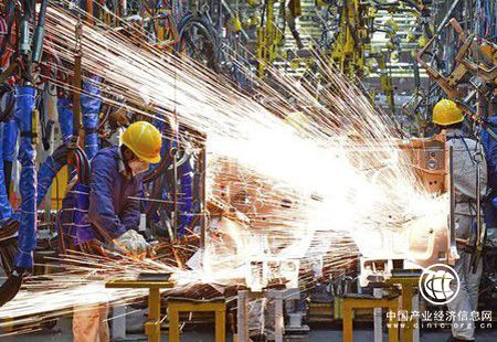 8月工業(yè)企業(yè)利潤同比降2% 戰略性新興產(chǎn)業(yè)回暖