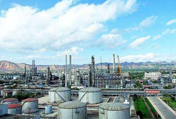7月份化工行業(yè)增加值同比增長(cháng)3.2%