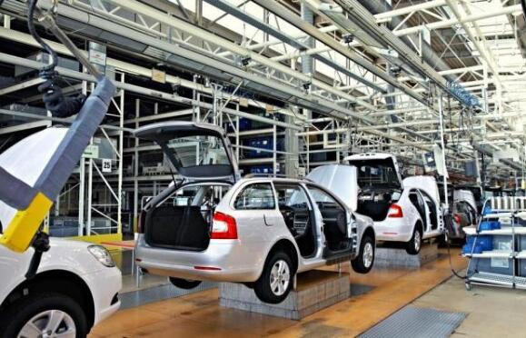 乘用車(chē)市場(chǎng)銷(xiāo)量首次負增長(cháng) 汽車(chē)行業(yè)面臨新一輪洗牌