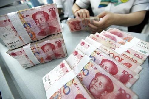 對實(shí)體經(jīng)濟發(fā)放貸款7月增加1.02萬(wàn)億元