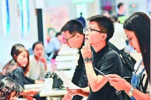 促進(jìn)青年就業(yè)創(chuàng  )業(yè)，11項舉措發(fā)布