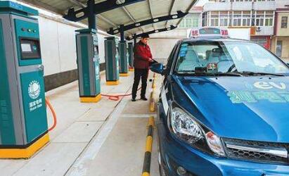 2022年前8個(gè)月新能源汽車(chē)保有量達到1099萬(wàn)輛 約占全球一半左右