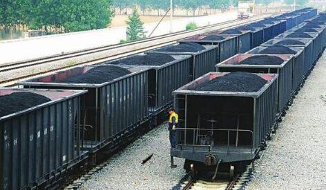 國家鐵路電煤發(fā)送量持續高位運行 直供電廠(chǎng)存煤達15天以上