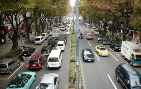 由政策驅動(dòng)轉向市場(chǎng)拉動(dòng) 我國新能源汽車(chē)滲透率不斷提升